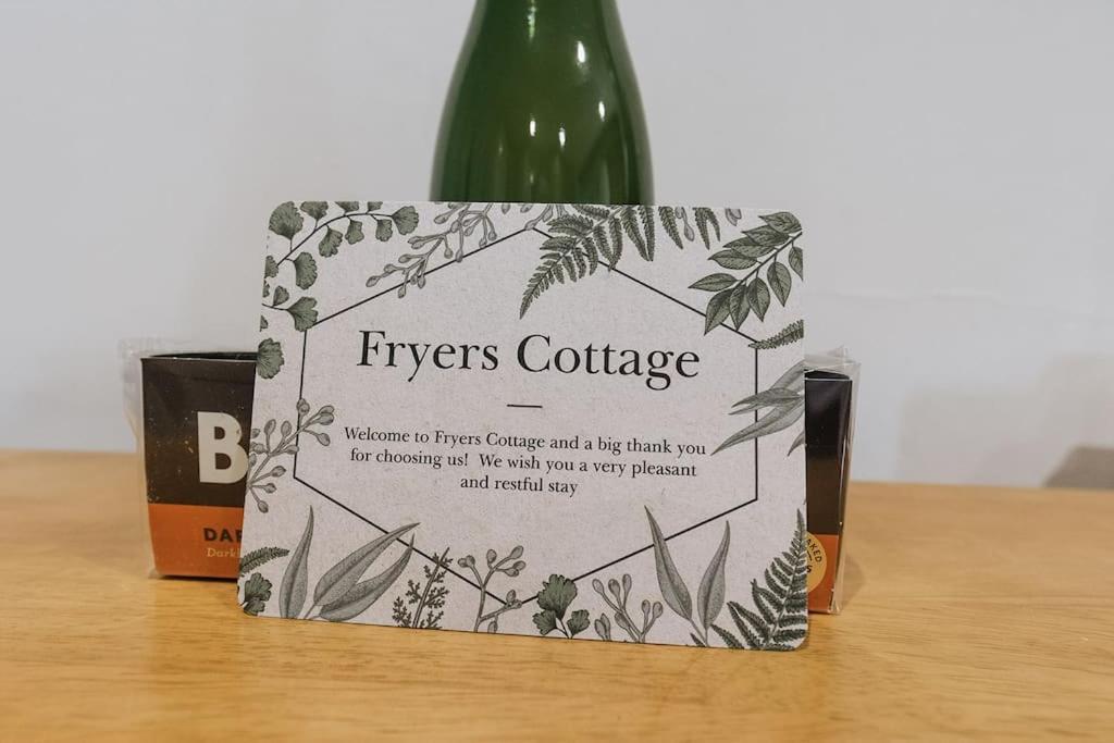 Fryers Cottage - Beautiful 2 Bedroom Town & Country Cottage On Edge Of Peak District Wirksworth Bagian luar foto
